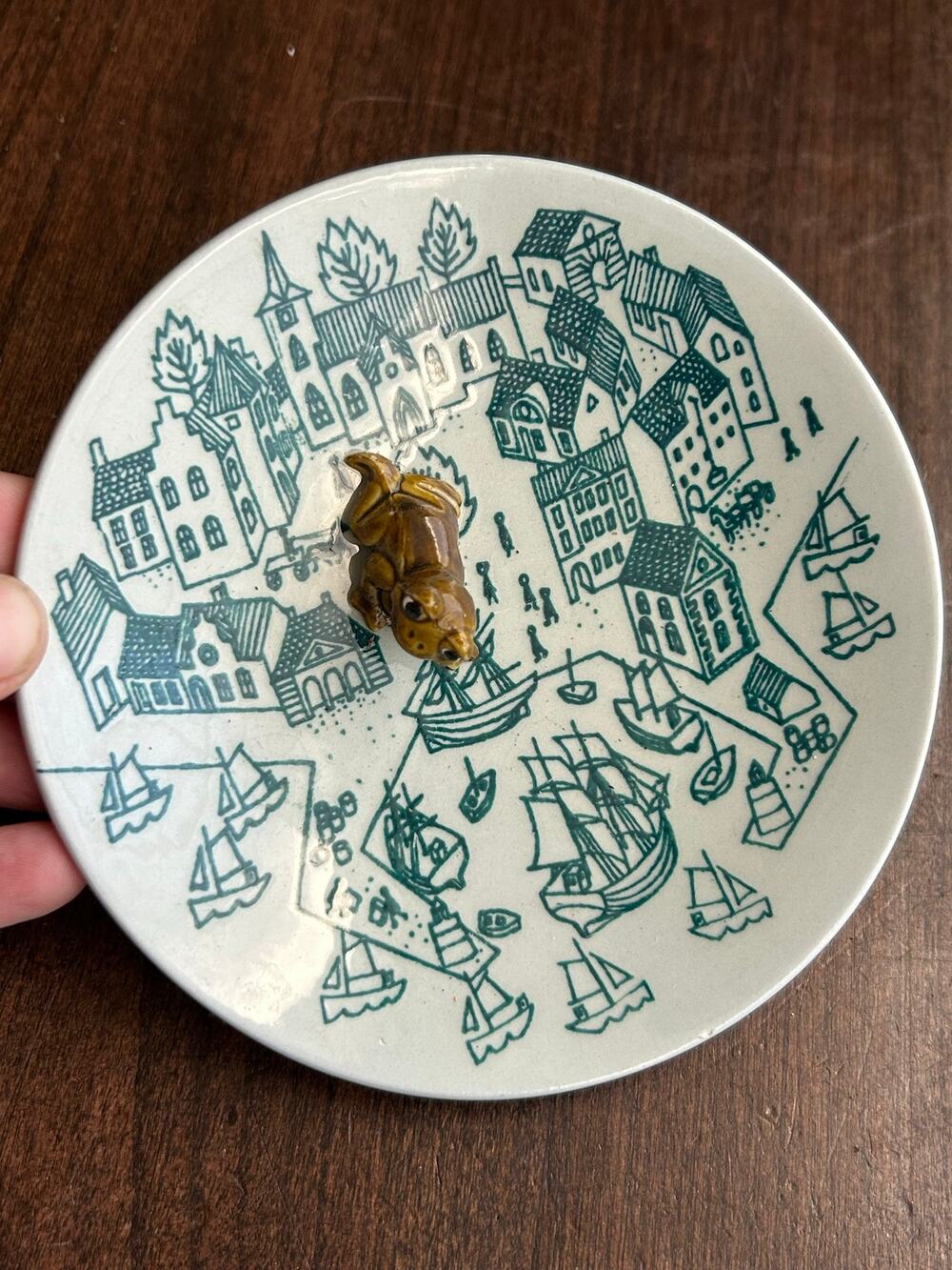 vintage Nymolle Art Faience Paul Hoyrup harbor scene small plate/saucer w/ frog